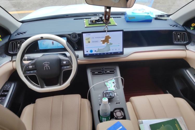 Used BYD Song Pro New Energy 2025 Second-Generation DM-i 115KM Overachiever Trim Center Console