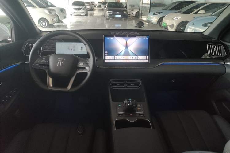 Used BYD Song Pro New Energy 2025 Second-Generation Intelligent Driving Version DM-i 115KM Superior Trim Center Console