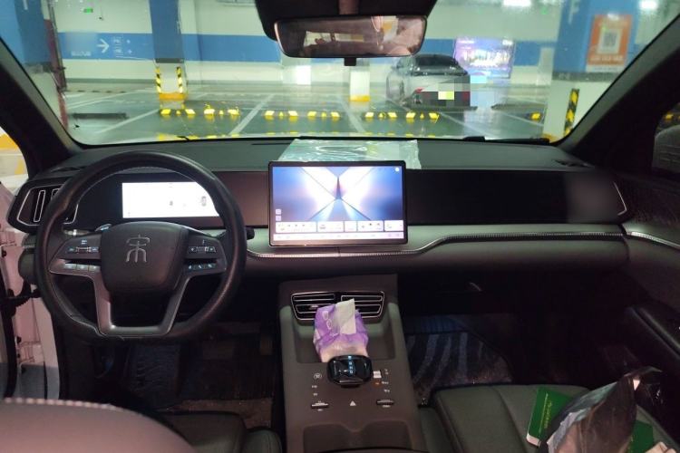 Used BYD Song Pro New Energy 2025 2nd Generation Intelligent Driving Version DM-i 75KM Leading Edition Center Console