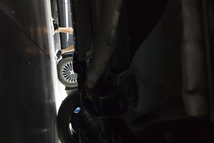 Used BYD Song Pro New Energy 2025 Second-Generation DM-i 75KM Leading Edition Chassis Front Right
