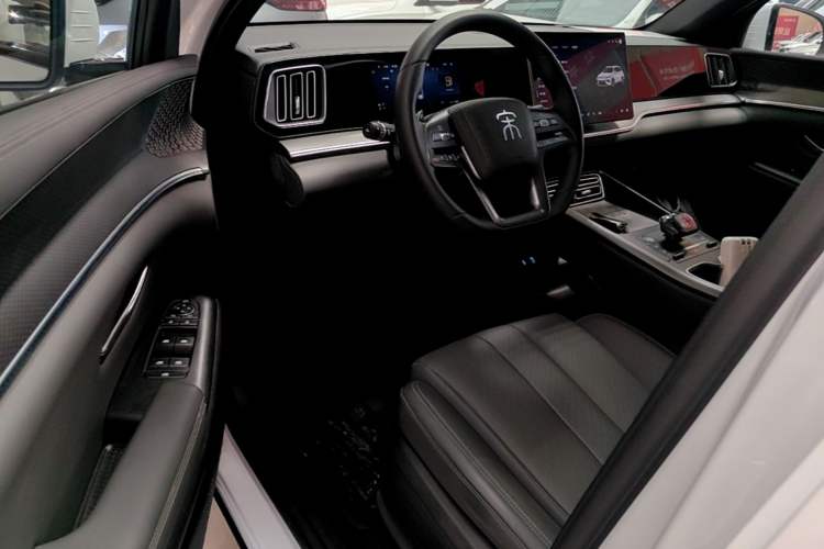 Used BYD Song Pro New Energy 2025 2nd Generation Intelligent Driving Version DM-i 75KM Leading Edition Driver Seat