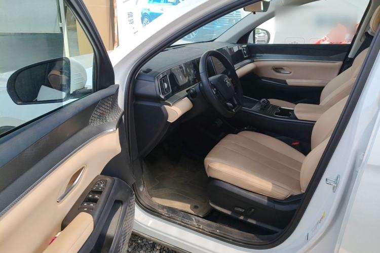 Used BYD Song Pro New Energy 2025 Second-Generation DM-i 75KM Leading Edition Driver Seat