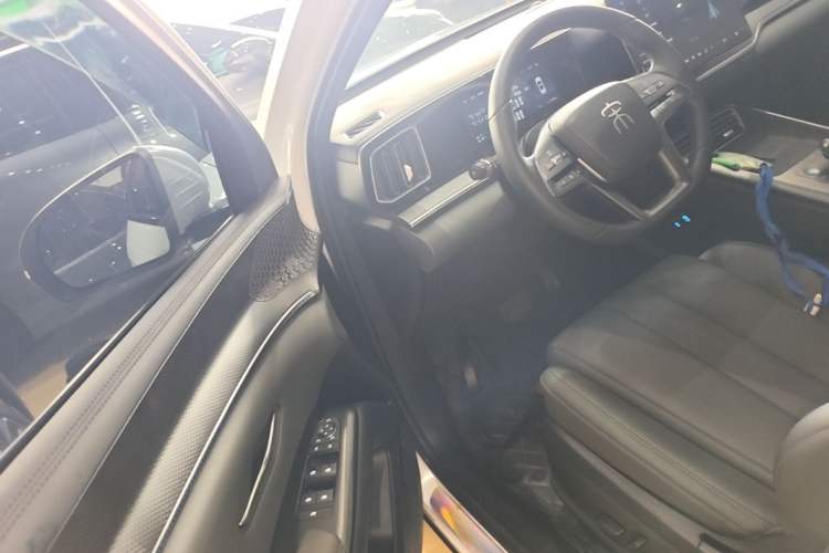 Used BYD Song Pro New Energy 2025 2nd Generation Intelligent Driving Version DM-i 75KM Leading Edition Driver Seat