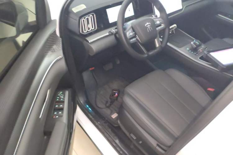 Used BYD Song Pro New Energy 2025 2nd Generation Intelligent Driving Version DM-i 75KM Leading Edition Driver Seat