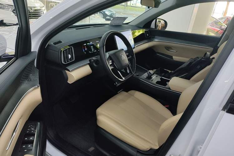 Used BYD Song Pro New Energy 2025 Second-Generation DM-i 75KM Leading Edition Driver Seat