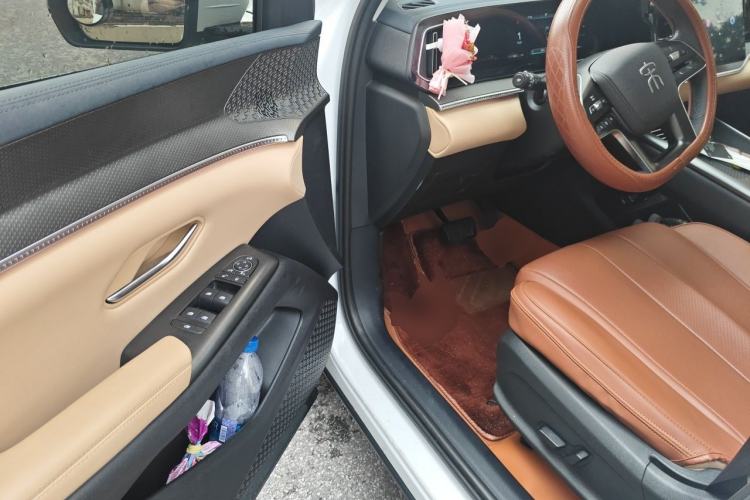 Used BYD Song Pro New Energy 2025 Second-Generation DM-i 115KM Overachiever Trim Driver Seat