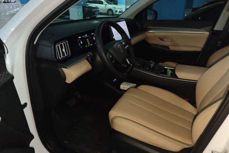 Used BYD Song Pro New Energy 2025 Second-Generation DM-i 75KM Leading Edition Driver Seat