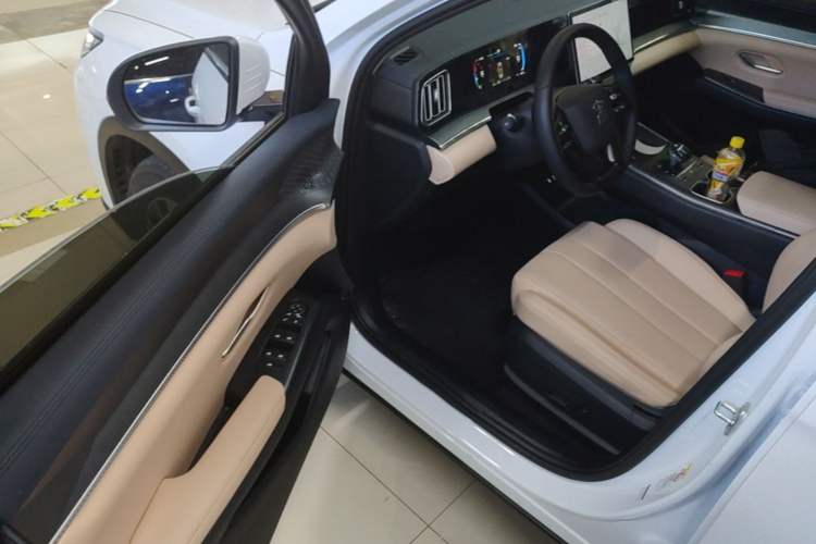 Used BYD Song Pro New Energy 2025 Second-Generation DM-i 75KM Leading Edition Driver Seat