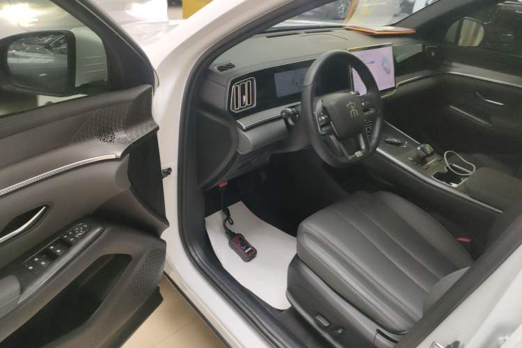 Used BYD Song Pro New Energy 2025 2nd Generation Intelligent Driving Version DM-i 75KM Leading Edition Driver Seat