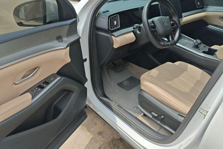Used BYD Song Pro New Energy 2025 Second-Generation DM-i 75KM Leading Edition Driver Seat