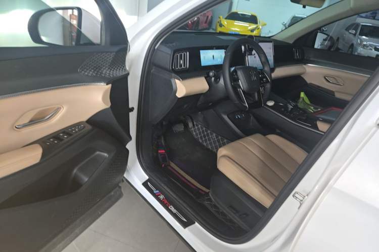 Used BYD Song Pro New Energy 2025 Second-Generation DM-i 115KM Overachiever Trim Driver Seat
