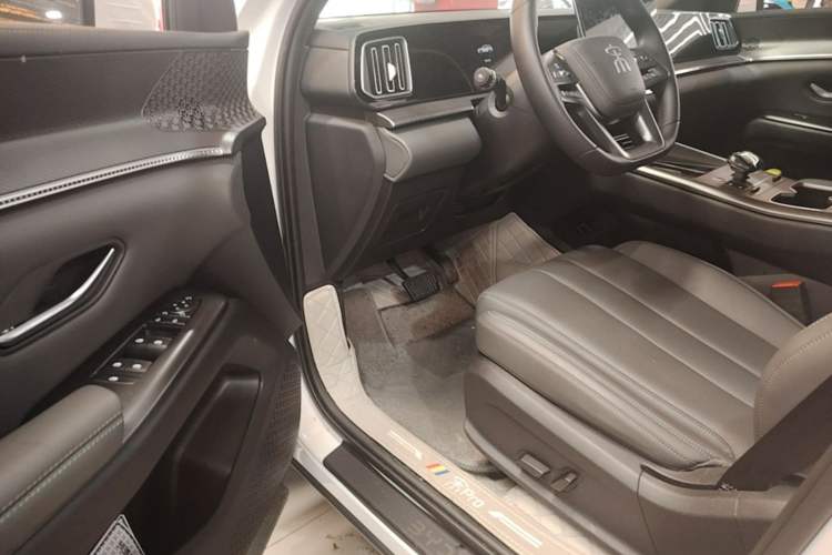 Used BYD Song Pro New Energy 2025 2nd Generation Intelligent Driving Version DM-i 75KM Leading Edition Driver Seat