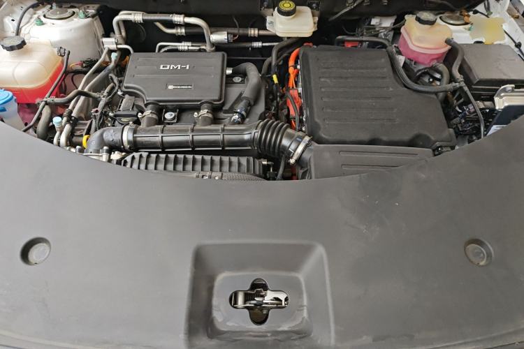 Used BYD Song Pro New Energy 2025 Second-Generation Intelligent Driving Version DM-i 115KM Superior Trim Engine Bay