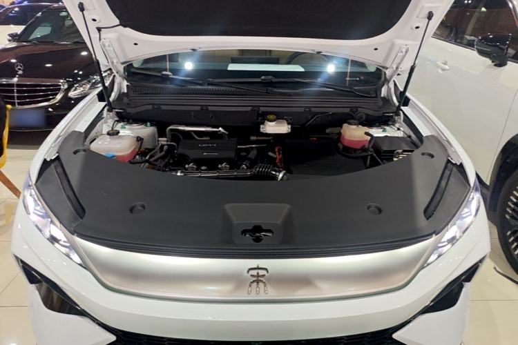 Used BYD Song Pro New Energy 2025 Second-Generation DM-i 75KM Overachiever Trim Engine Bay