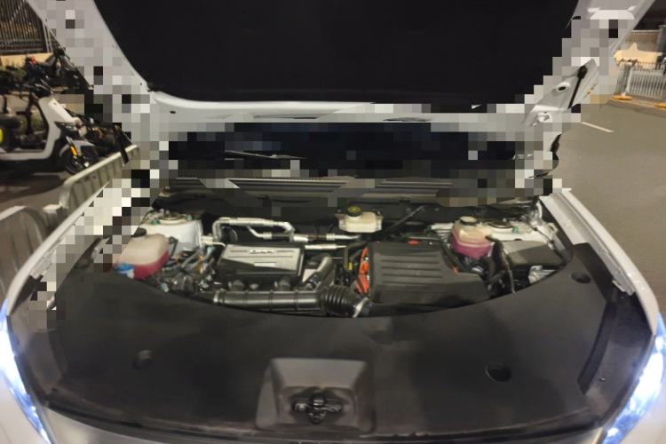 Used BYD Song Pro New Energy 2025 2nd Generation Intelligent Driving Version DM-i 75KM Overachiever Trim Engine Bay