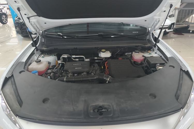 Used BYD Song Pro New Energy 2025 Second-Generation Intelligent Driving Version DM-i 115KM Superior Trim Engine Bay
