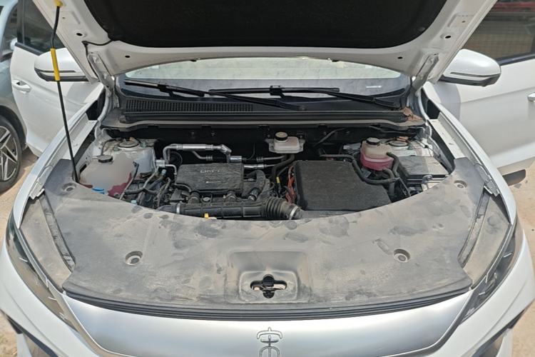 Used BYD Song Pro New Energy 2025 Second-Generation DM-i 75KM Leading Edition Engine Bay