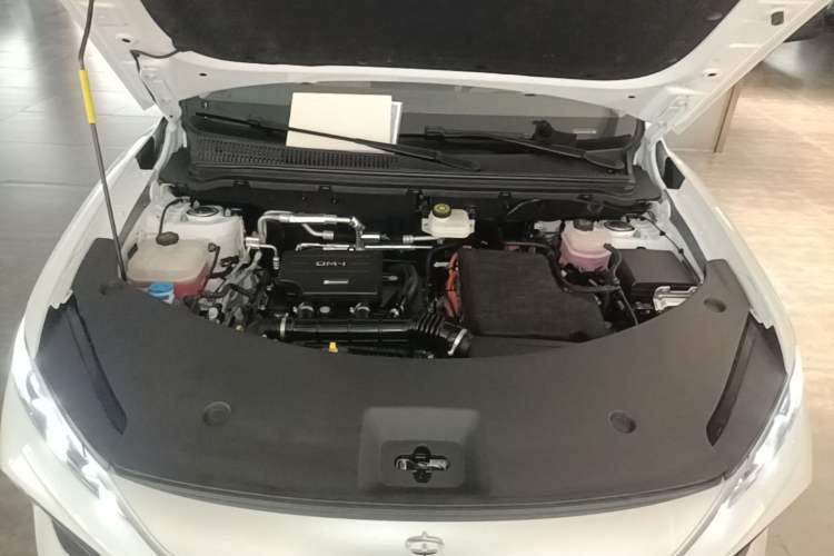 Used BYD Song Pro New Energy 2025 Second-Generation DM-i 75KM Leading Edition Engine Bay