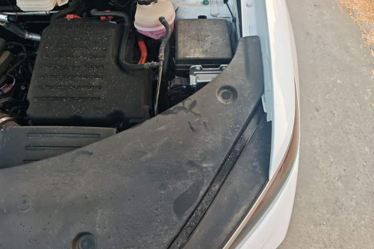 Used BYD Song Pro New Energy 2025 Second-Generation DM-i 115KM Excellence Version Engine Bay Left