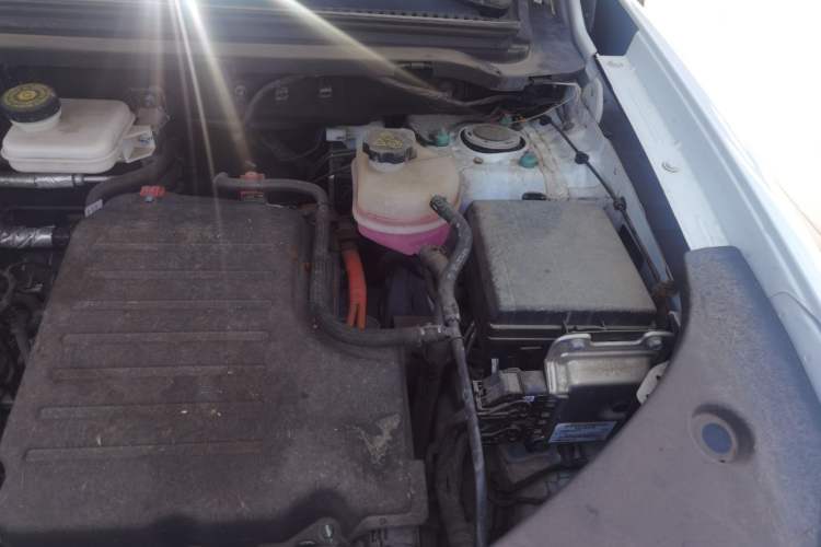 Used BYD Song Pro New Energy 2025 Second-Generation DM-i 75KM Leading Edition Engine Bay Left