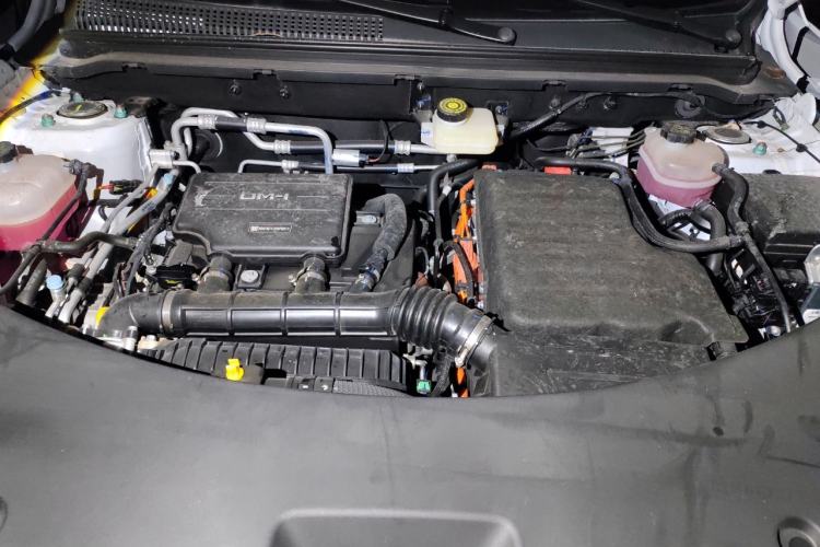 Used BYD Song Pro New Energy 2025 2nd Generation Intelligent Driving Version DM-i 75KM Leading Edition Engine Bay