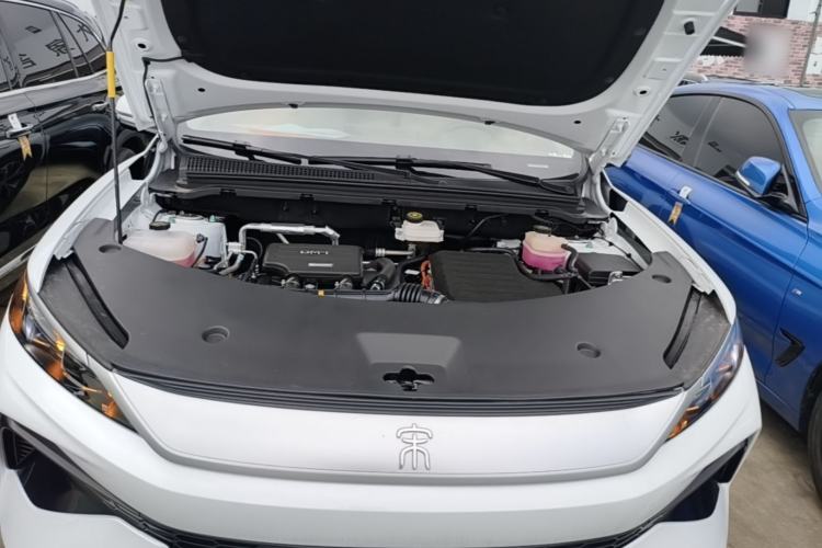 Used BYD Song Pro New Energy 2025 Second-Generation DM-i 75KM Leading Edition Engine Bay