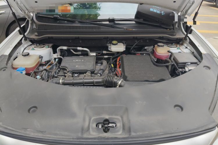 Used BYD Song Pro New Energy 2025 Second-Generation Intelligent Driving Version DM-i 115KM Superior Trim Engine Bay