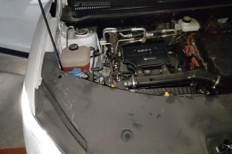 Used BYD Song Pro New Energy 2025 2nd Generation Intelligent Driving Version DM-i 75KM Leading Edition Engine Bay Right