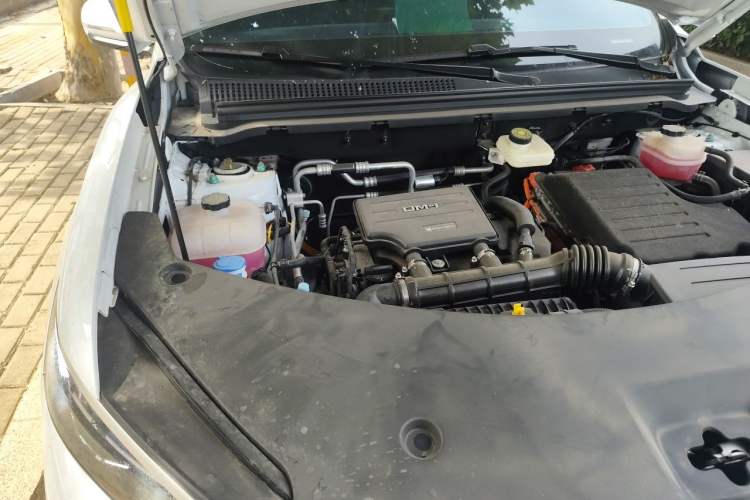 Used BYD Song Pro New Energy 2025 2nd Generation Intelligent Driving Version DM-i 75KM Leading Edition Engine Bay Right