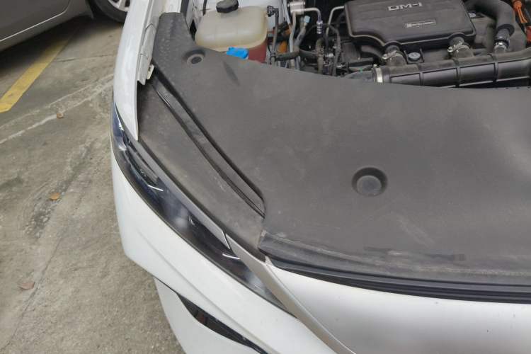 Used BYD Song Pro New Energy 2025 Second-Generation Intelligent Driving Version DM-i 115KM Superior Trim Engine Bay Right