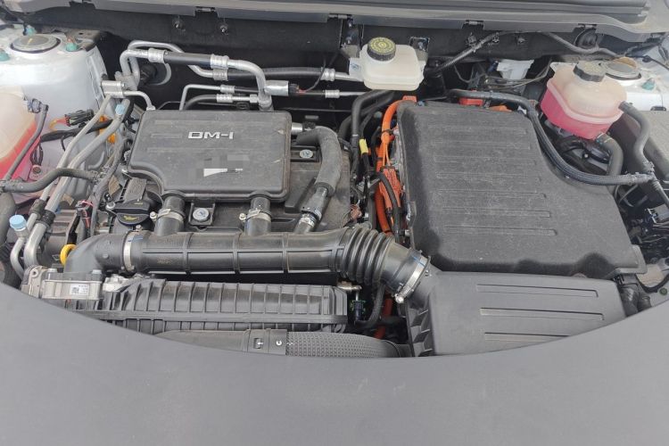 Used BYD Song Pro New Energy 2025 Second-Generation Intelligent Driving Version DM-i 115KM Superior Trim Engine Bay