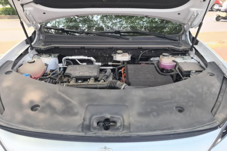 Used BYD Song Pro New Energy 2025 Second-Generation Intelligent Driving Version DM-i 115KM Superior Trim Engine Bay