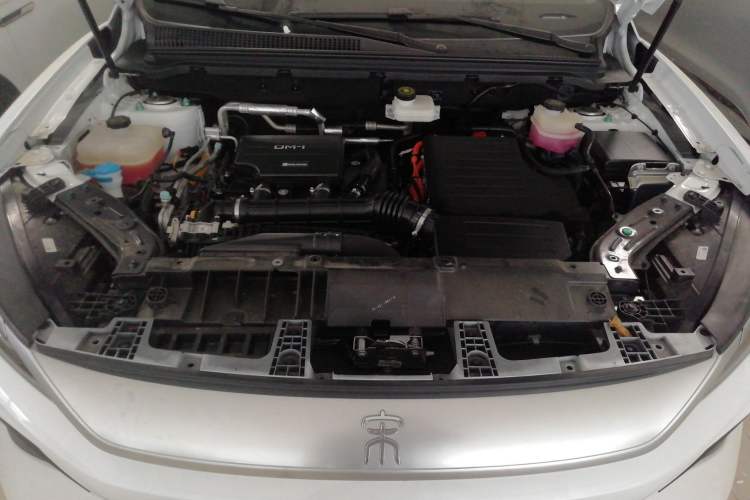 Used BYD Song Pro New Energy 2025 Second-Generation DM-i 115KM Overachiever Trim Engine Bay