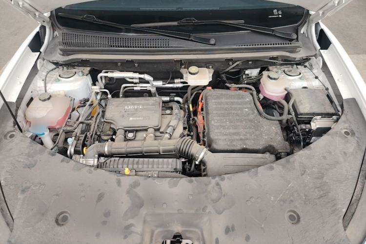 Used BYD Song Pro New Energy 2025 Second-Generation DM-i 75KM Leading Edition Engine Bay