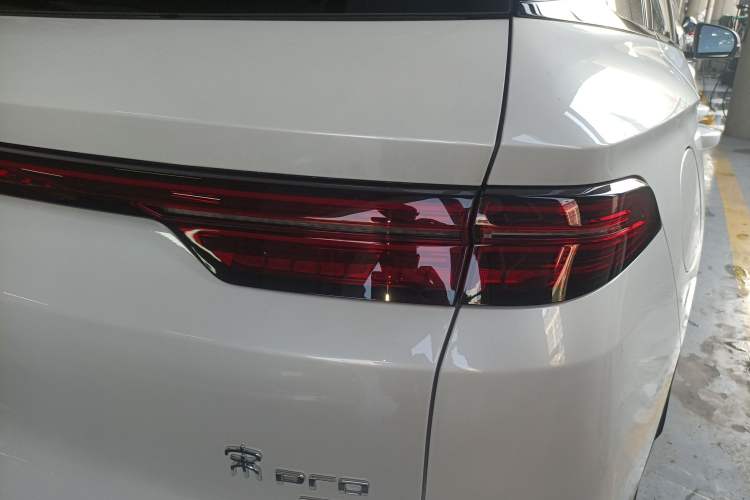 Used BYD Song Pro New Energy 2025 Second-Generation Intelligent Driving Version DM-i 115KM Superior Trim Exterior 3