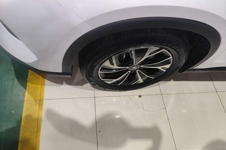 Used BYD Song Pro New Energy 2025 Second-Generation DM-i 75KM Overachiever Trim Exterior 4