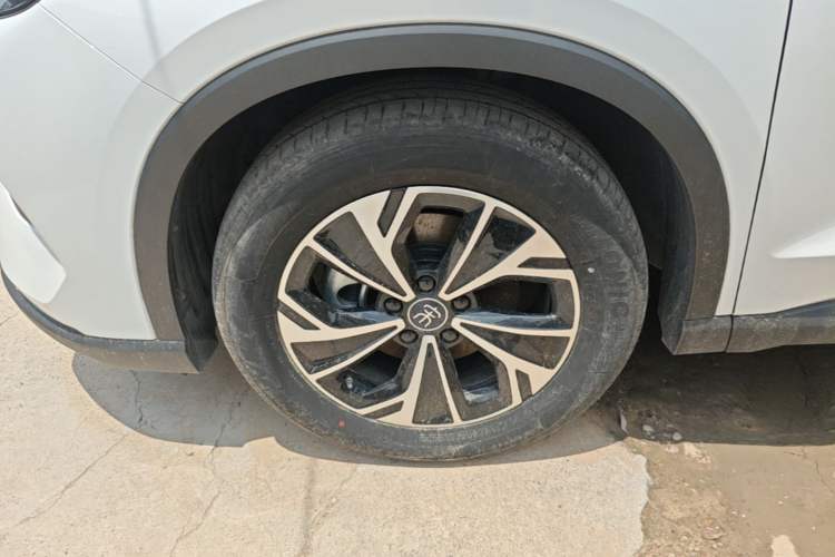 Used BYD Song Pro New Energy 2025 Second-Generation DM-i 75KM Leading Edition Exterior 4