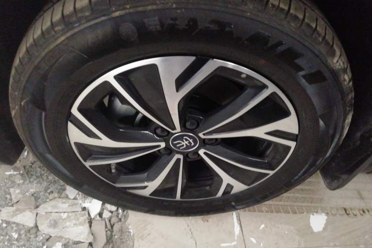 Used BYD Song Pro New Energy 2025 Second-Generation DM-i 115KM Overachiever Trim Exterior 4