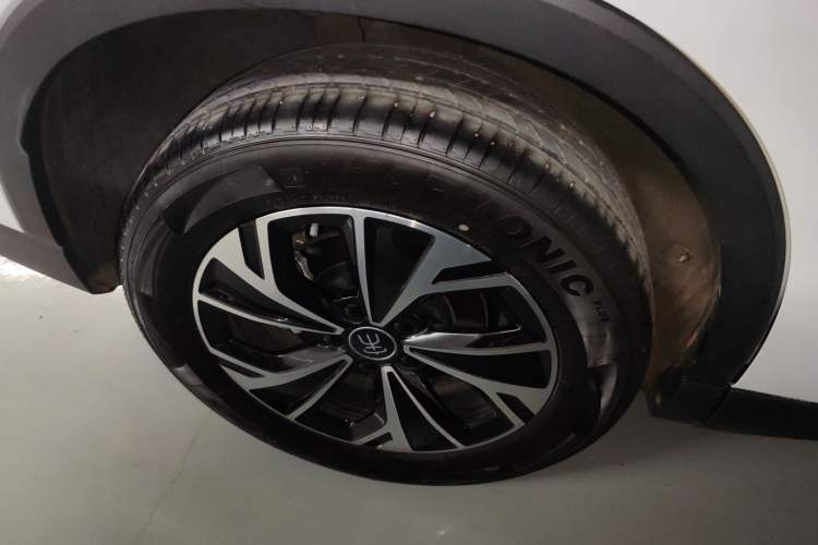 Used BYD Song Pro New Energy 2025 Second-Generation DM-i 75KM Leading Edition Exterior 5