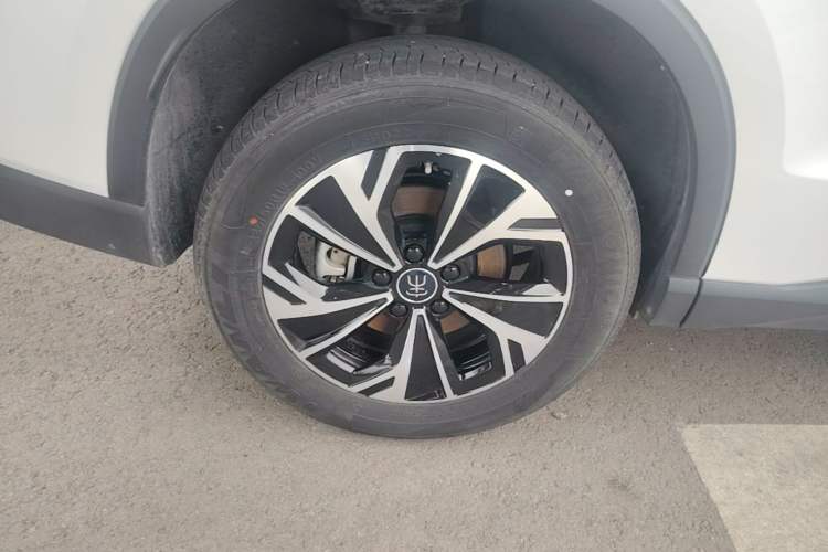 Used BYD Song Pro New Energy 2025 Second-Generation DM-i 75KM Leading Edition Exterior 5