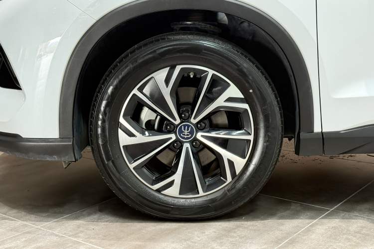 Used BYD Song Pro New Energy 2025 Second-Generation DM-i 75KM Leading Edition Exterior 6