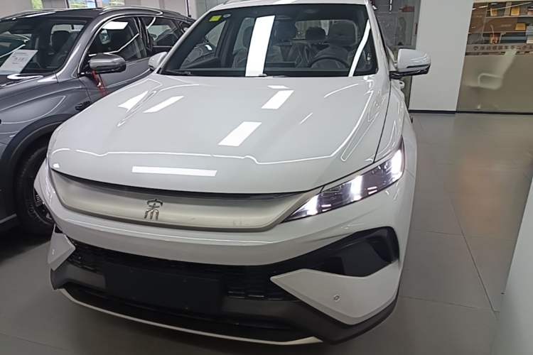 Used BYD Song Pro New Energy 2025 2nd Generation Intelligent Driving Version DM-i 75KM Overachiever Trim Front