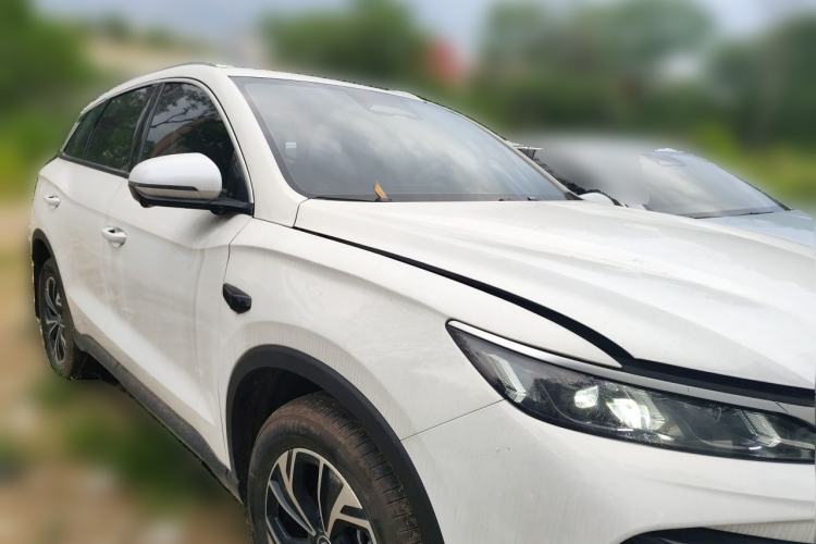 Used BYD Song Pro New Energy 2025 2nd Generation Intelligent Driving Version DM-i 75KM Leading Edition Front Right 45 Deg