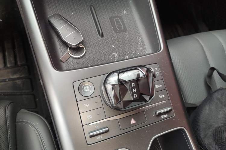 Used BYD Song Pro New Energy 2025 2nd Generation Intelligent Driving Version DM-i 75KM Leading Edition Gear Lever