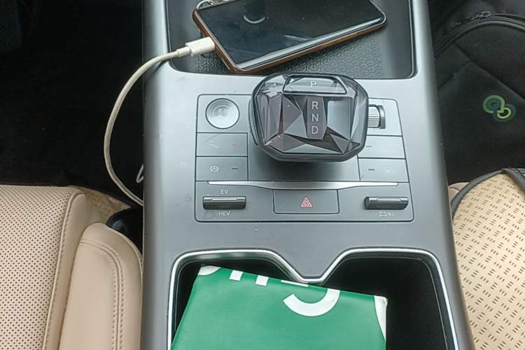 Used BYD Song Pro New Energy 2025 Second-Generation DM-i 115KM Excellence Version Gear Lever