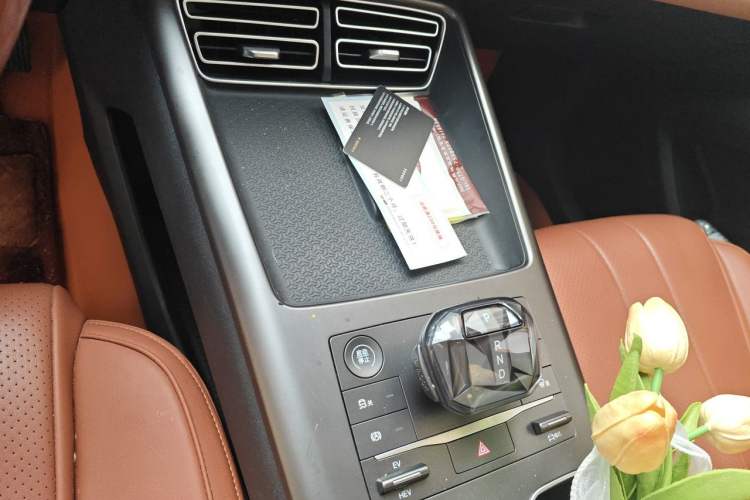 Used BYD Song Pro New Energy 2025 Second-Generation DM-i 115KM Overachiever Trim Gear Lever