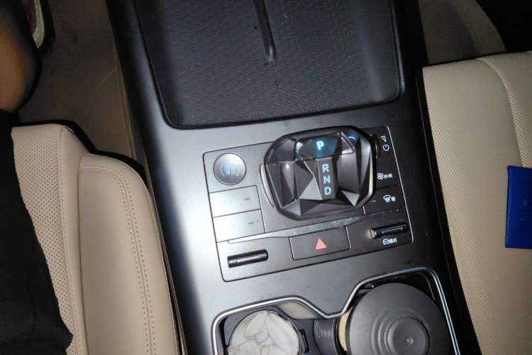 Used BYD Song Pro New Energy 2025 2nd Generation Intelligent Driving Version DM-i 75KM Leading Edition Gear Lever
