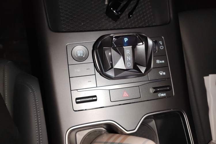 Used BYD Song Pro New Energy 2025 2nd Generation Intelligent Driving Version DM-i 75KM Leading Edition Gear Lever
