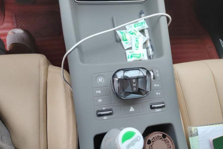 Used BYD Song Pro New Energy 2025 Second-Generation DM-i 115KM Overachiever Trim Gear Lever