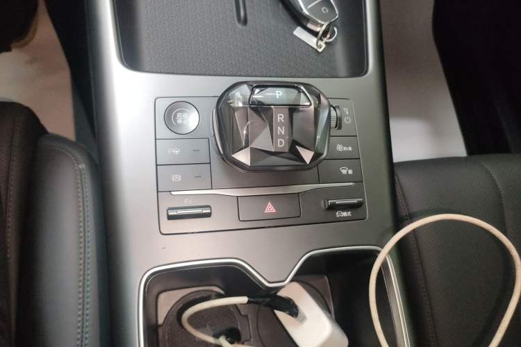 Used BYD Song Pro New Energy 2025 2nd Generation Intelligent Driving Version DM-i 75KM Leading Edition Gear Lever